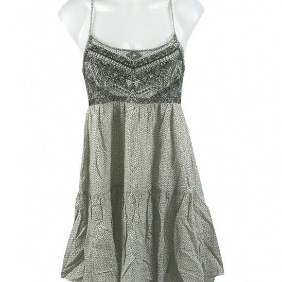 American Eagle Boho Embroidery Handkerchief Dress Size S (4-6) - Picture 3 of 5